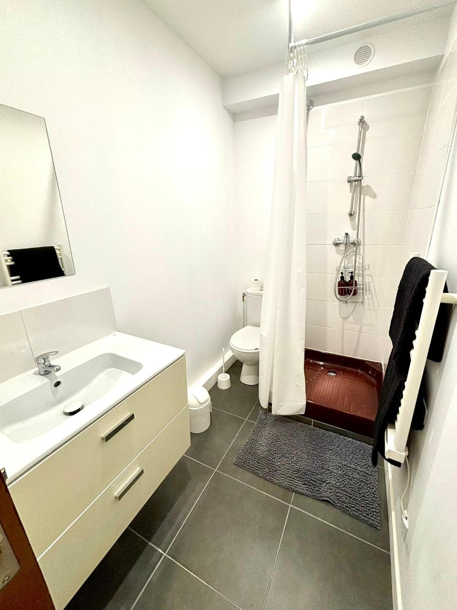Grande Maison Tout Confort - 5 Chambres 5 Salles De Bain - Rer A - Paris - Disney Saint-Maur-des-Fosses Exterior photo