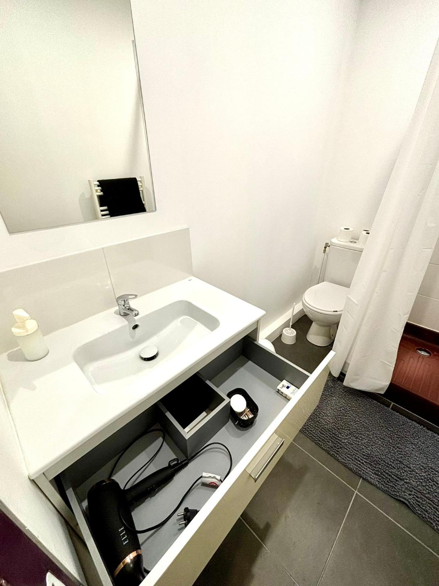 Grande Maison Tout Confort - 5 Chambres 5 Salles De Bain - Rer A - Paris - Disney Saint-Maur-des-Fosses Exterior photo